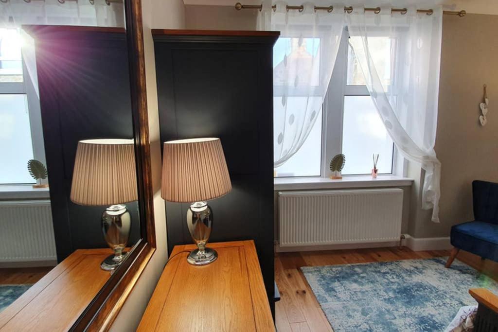 Smart & Stylish Holiday Apartment In The City Centre Инвернесс Экстерьер фото